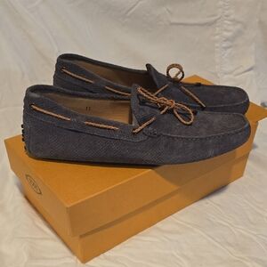 New Tod's Gommino Driving Dark Blue Suede Loafers